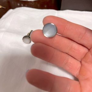 Mother of pearl round cuff links